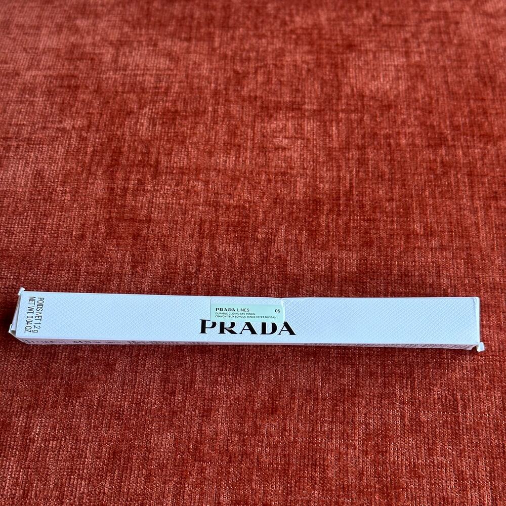 Prada Lines Gliding Eye Pencil in 05 Argento - Picture 4 of 8
